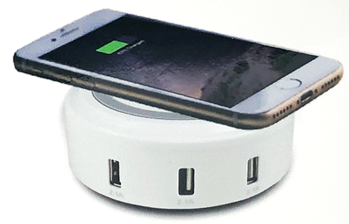 ITEK™ QI WIRELESS CHARGING 3-IN-1 CHARGING HUB PLUS